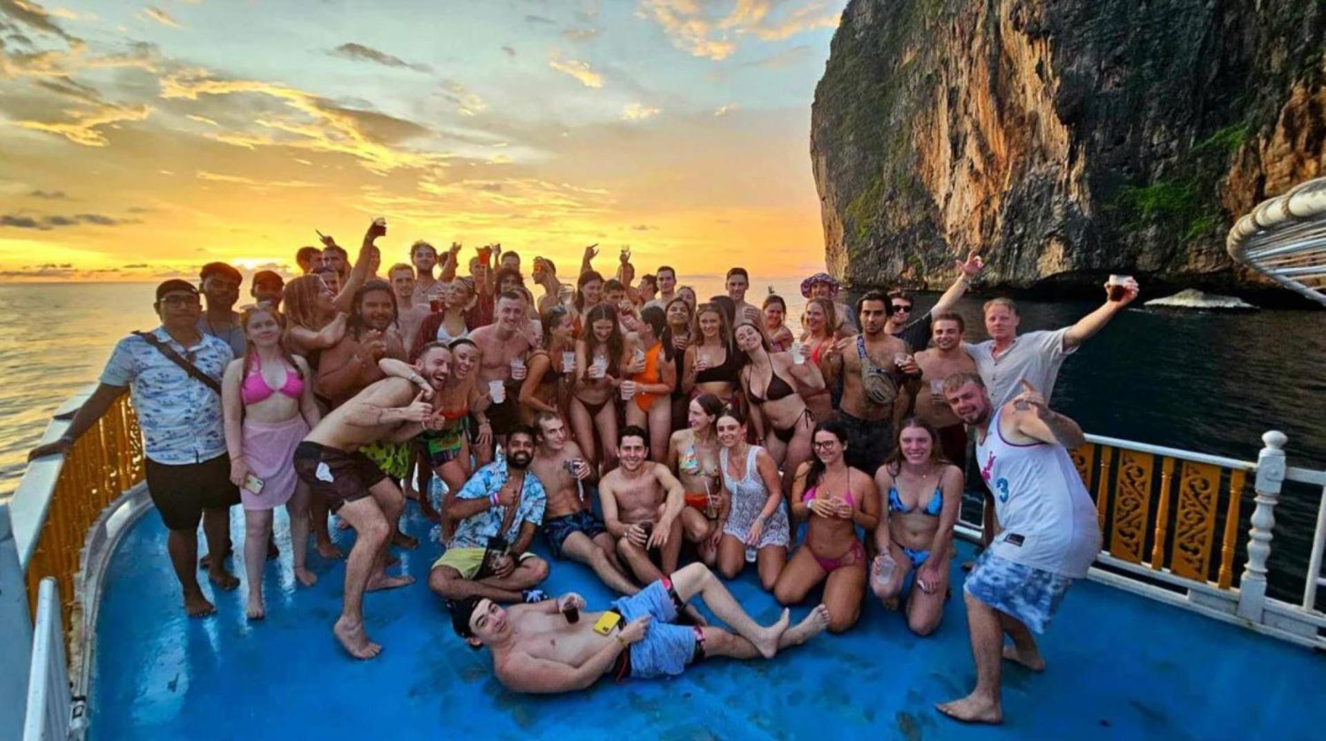 Blanco Beach Bar Hostel Pulau Phi Phi Luaran gambar